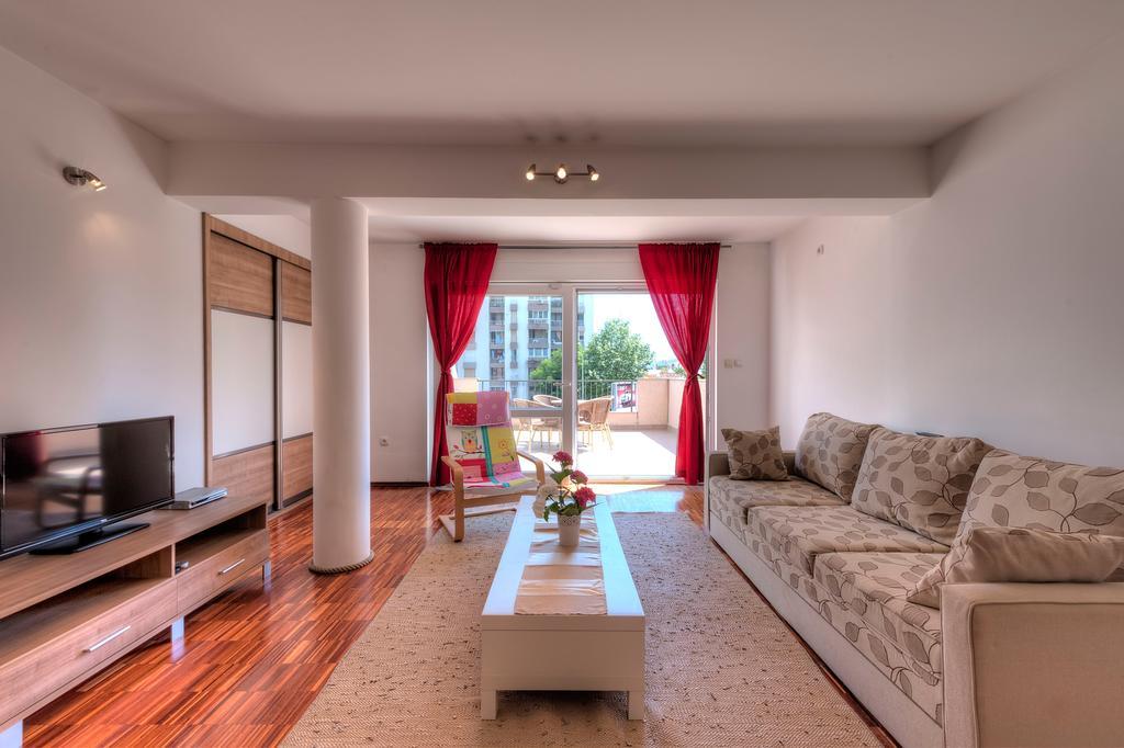 Apartments City Center Tivat Exterior photo